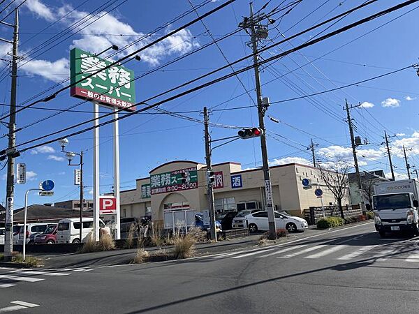 業務スーパー前橋南店 2024m業務スーパーには、世界の国々で現地の人々に愛されている『世界の本物』が盛りだくさん！めずらしいものから日本でもなじみのあるものまで、取りそろえています！