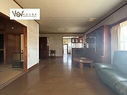 真岡市荒町　中古住宅 4LDKのリビング/ダイニング