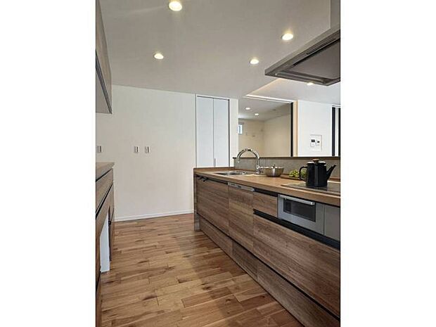 カリモクやインダストリアル、アイアンブラックなどとも好相性♪