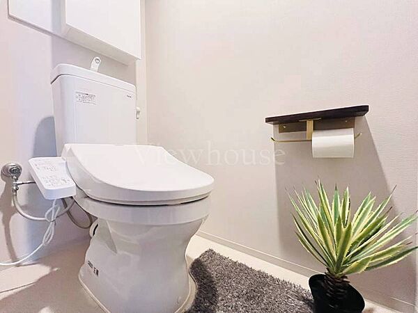 トイレは温水、温便座。寒い冬にトイレに立つのが億劫になることももうありません