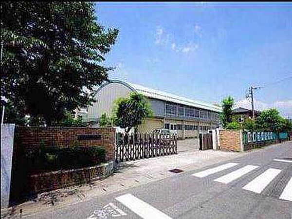 宇都宮市立御幸小学校 410m
