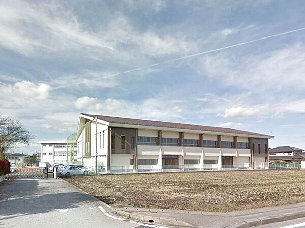 宇都宮市立石井小学校 1442m