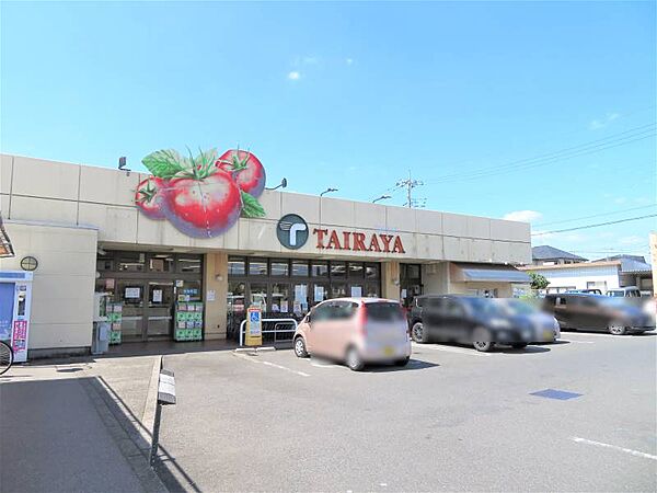 たいらや滝谷店 751m