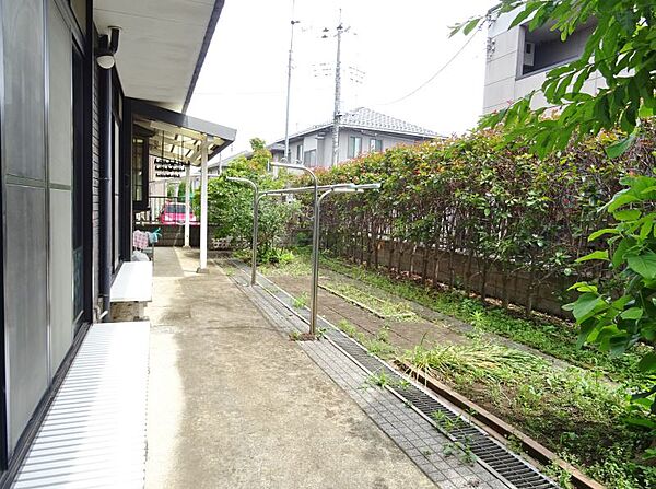 ガーデニングもできるお庭付き♪