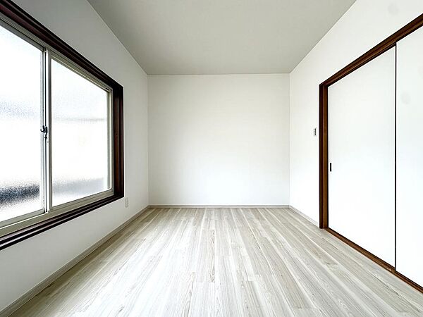 寝室を拡大表示