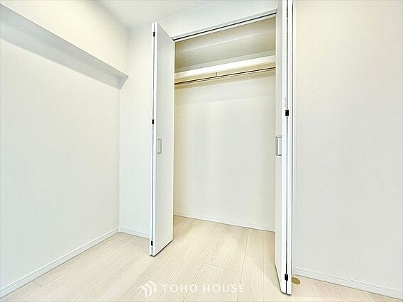 【closet...