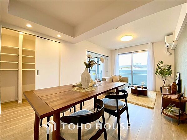 apartment 東京都中野区中央５丁目12-1
地図を見る