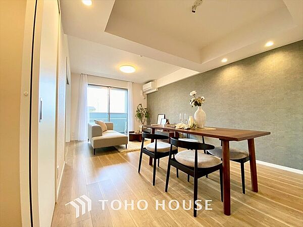 apartment 東京都中野区中央５丁目12-1
地図を見る