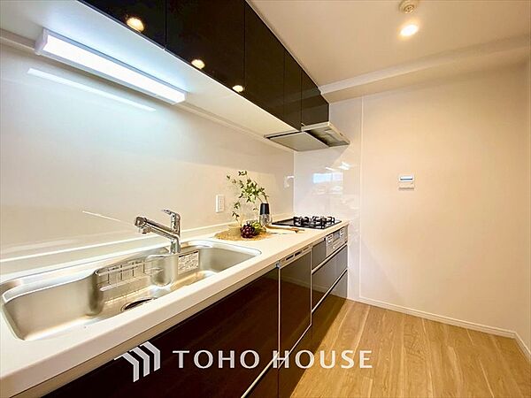 apartment 東京都中野区中央５丁目12-1
地図を見る
