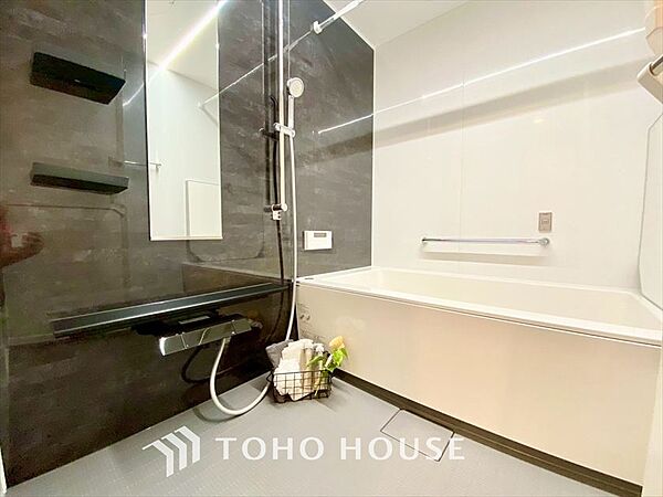 apartment 東京都中野区中央５丁目12-1
地図を見る