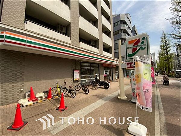 apartment 東京都中野区中央５丁目12-1
地図を見る