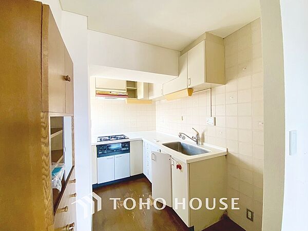 apartment 東京都杉並区下高井戸１丁目33-10
地図を見る