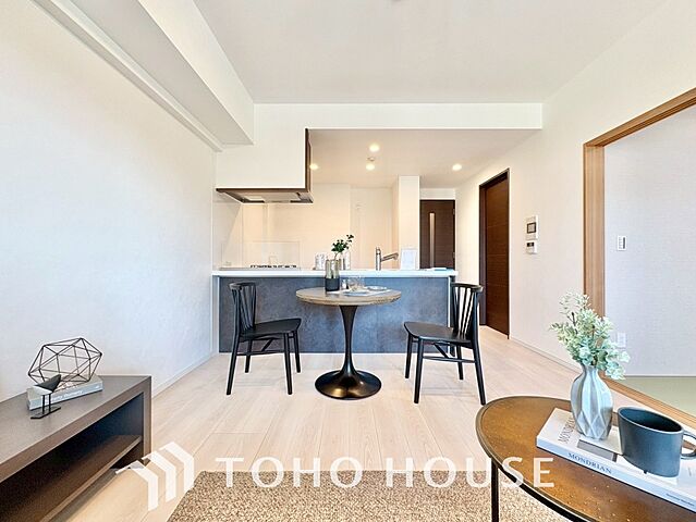 リビング/ダイニング グランイーグル多摩川スカイフロント 2階/-