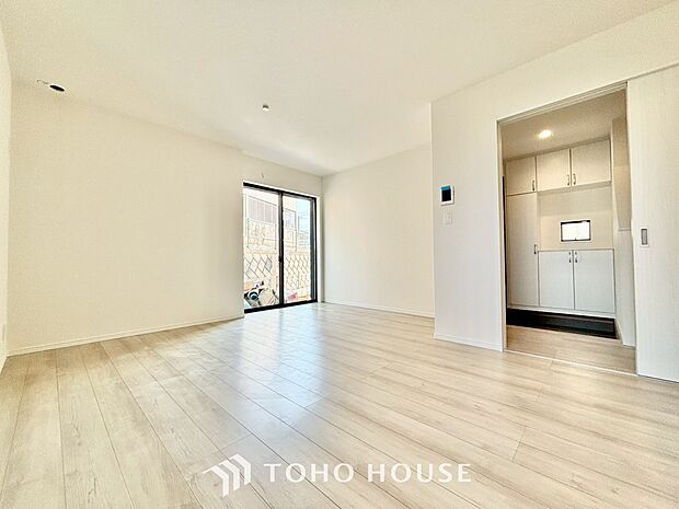 【隠された美しさ】流麗な音楽が流れているような繊細でいながら整然かつ堅牢なこの空間。この空間は確かに美しい。しかし、そこには美しさ以上のものが隠されている。