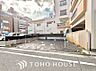 外観：【ほのかな光を】夕暮れ時に迎える優しい光。暖かく心休まるほっとする瞬間。家族のもとへ。幸せのもとへ。