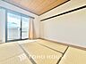 洋室：【Private room】感性を育むプライベートルームはシンプルでスマートな空間。好みの空間で読書をしたり、音楽を聞いたりと一人の時間も充実したものにできます。