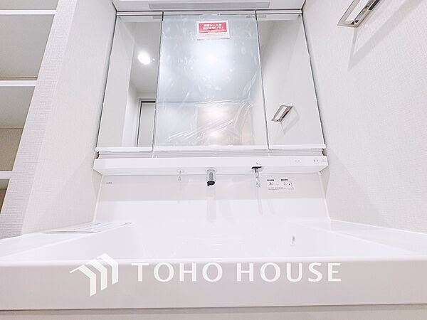 【WASHROOM】◆快適◆煌びやかな暮らしの中にも忘れたくない快適さ。大きな収納が助けてくれます。