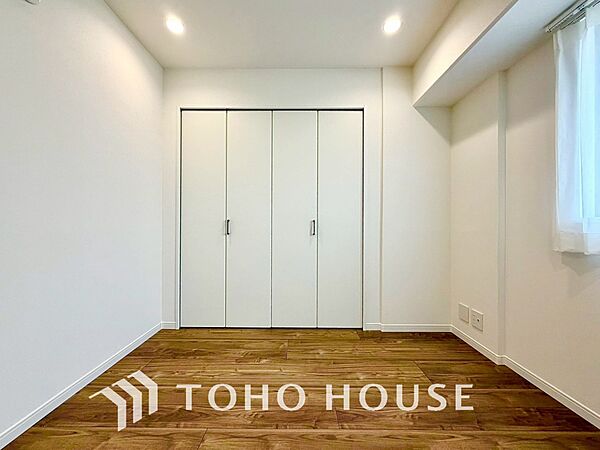 【PRIVATE ROOM】◆属毛離裏◆子は父を手本とし、母に愛育されて成長する。家族の深い繋がり。いつまでも大切にしたい。