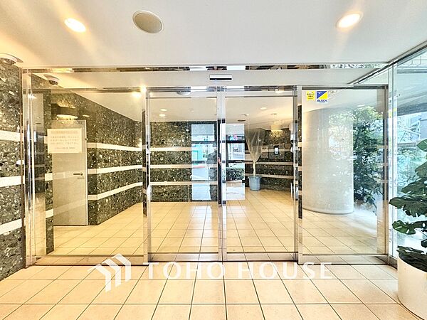 【ENTRANCE】◆安心◆して歩ける。安心して家族の帰りを待てる。そんな安心を感じさせる住環境。