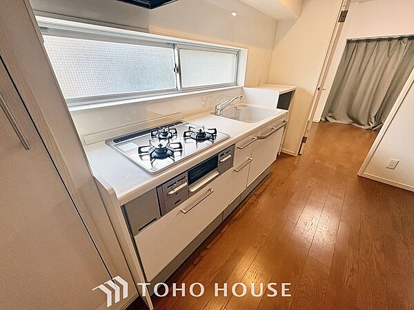 【KITCHEN】◆家族のおはよう◆の声を笑顔で迎えてあげられるシステムキッチン。朝ごはんが楽しみでちょっと早起きしたくなるんです。