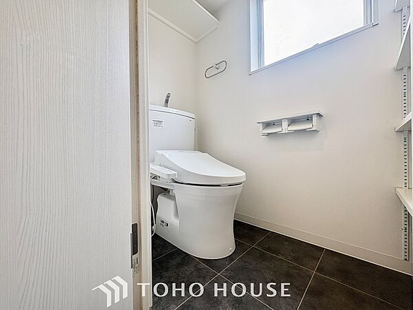 【TOILET】◆快適◆な生活に不可欠。節水型の高性能トイレを新設。