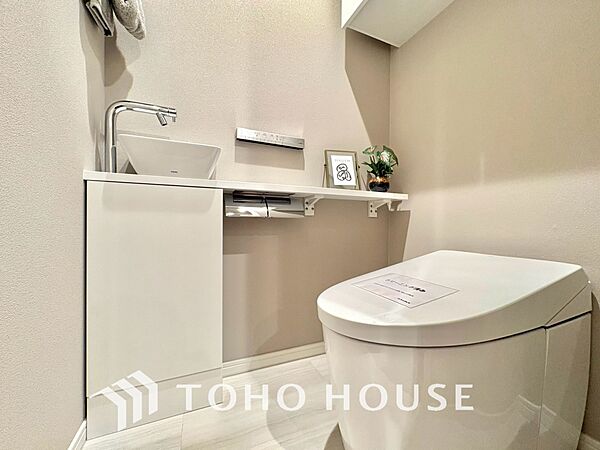 【TOILET】◆快適◆な生活に不可欠。節水型の高性能トイレを新設。