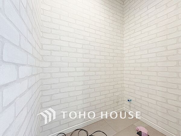 現在改装中◆快適◆な生活に不可欠。節水型の高性能トイレを新設。