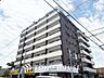 周辺：◆木漏れ日◆の様な採光が優しく足元を照らし、心地いい暮らしの道しるべを写し出す。この空間で過ごす家族との語らいの時間がとても素敵で幸せを感じるかもしれない。【Holiday of a home】
