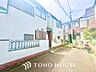 外観：◆愛する人達◆との幸せな時間をここで楽しむ。耐震性、デザイン、そして対面キッチンを備えたユーティリティー。何も妥協しないライフスタイル。愛する家族を大切にする人達が住まう家。