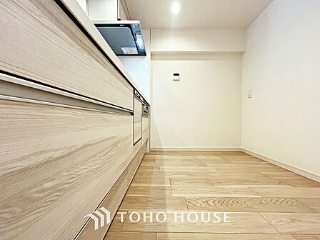 【KITCHEN】◆ワクワク◆開放的で機能性も高いシステムキッチン。お子様は毎日のご飯にワクワク！