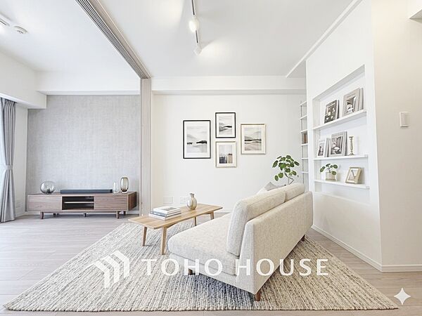 【PRIVATE ROOM】※この画像の家具の配置には、生成AIによる加工を施しております。なお、家具や調度品は、販売価格に含まれません。