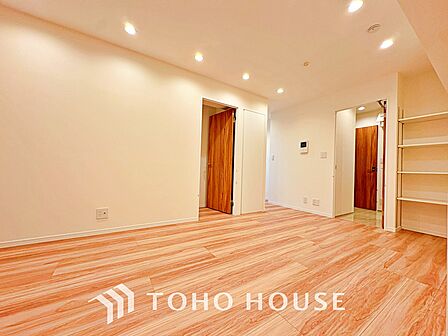 使いやすく、明るい洋室に仕上がります。子供部屋や趣味のお部屋にご利用できます。ご自身で家具などを配置し、素敵な空間を創り上げられます。