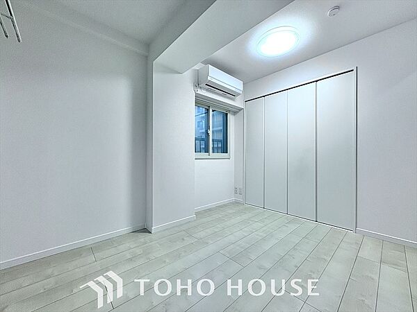 使いやすく、明るい洋室に仕上がります。子供部屋や趣味のお部屋にご利用できます。ご自身で家具などを配置し、素敵な空間を創り上げられます。