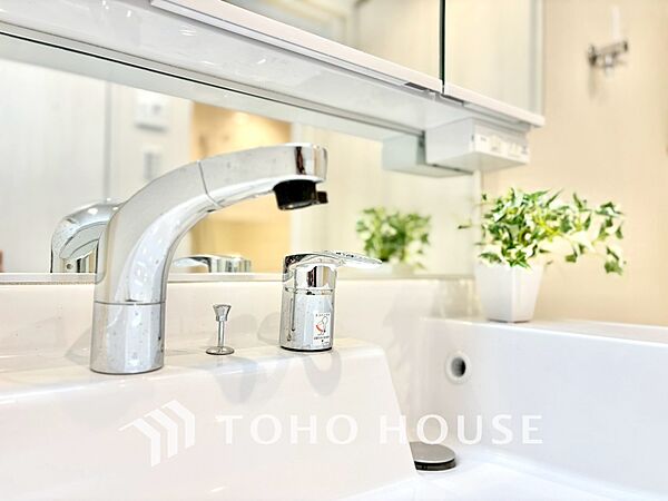 【Powder Space】静かに整う、心と身だしなみ。広めのボウルで使い勝手も良好。忙しい朝もストレスなく。