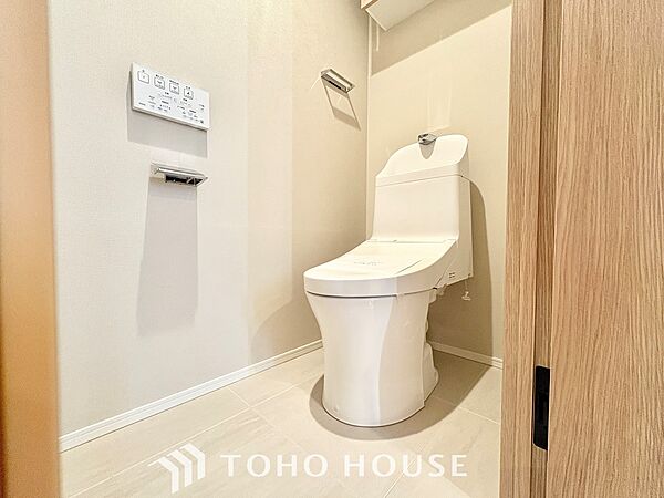 【TOILET】◆快適◆な生活に不可欠。節水型の高性能トイレを新設。