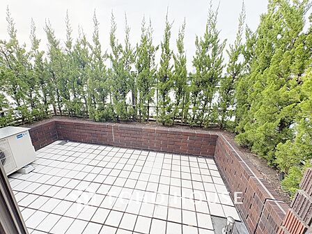 【BALCONY】◆Open new door◆扉の向こうには青空が広がっている。