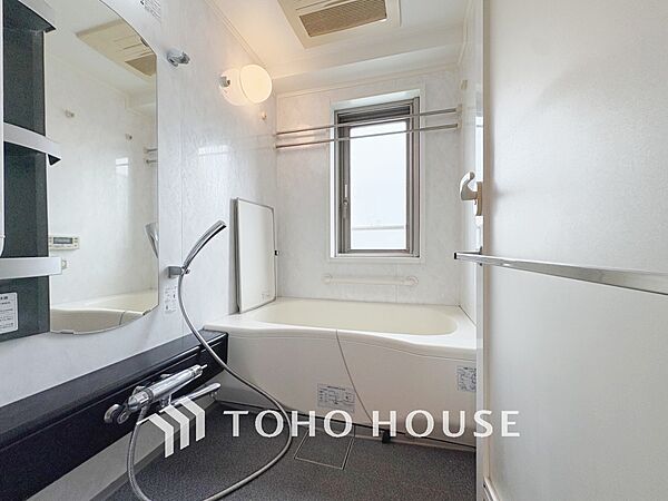 【BATHROOM】◆プライベートな空間◆simpleだからrelaxできるんです。こころもからだもキレイさっぱり。