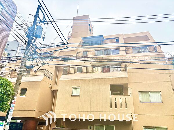 使いやすく、明るい洋室に仕上がります。子供部屋や趣味のお部屋にご利用できます。ご自身で家具などを配置し、素敵な空間を創り上げられます。
