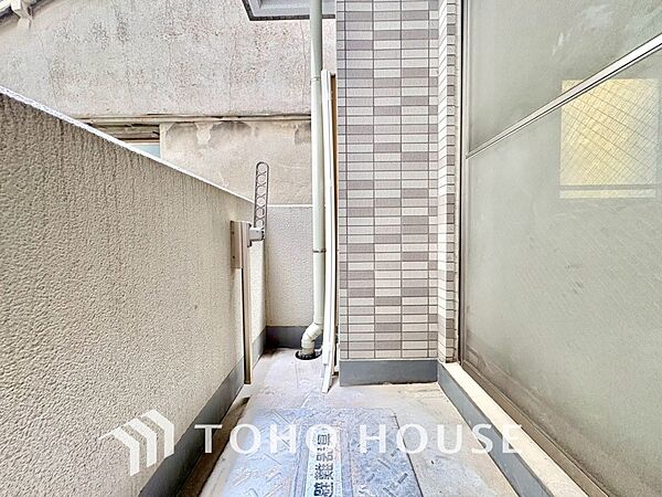 【BALCONY】◆Open new door◆扉の向こうには青空が広がっている。