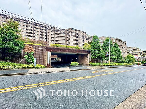 広々とした空間。心と身体の解放。誰にも邪魔されない時間。家族の笑顔。人生をかけた夢がここにある。