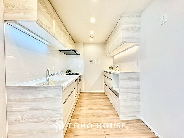 【KITCHEN】◆家族のおはよう◆の声を笑顔で迎えてあげられるシステムキッチン。朝ごはんが楽しみでちょっと早起きしたくなるんです。