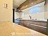 キッチン：【Kitchen】キッチンは家族の絆を育む大切な空間。シンプルで使い易いSystemKitchenで愉しく作る料理は愛情のある美味しいご馳走に。