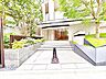 室内：【リビング】家族が自然と集まりたくなる、心地よい広さの空間。
