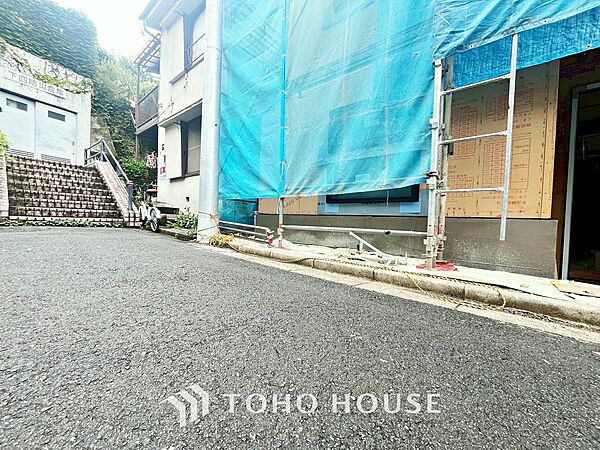 【FRONT ROAD】◆ランドマーク◆そびえたつ我が家のシンボル。遠くの空が赤く染まる夕べが待ち遠しい。