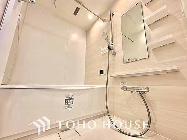 【BATHROOM】◆プライベートな空間◆simpleだからrelaxできるんです。こころもからだもキレイさっぱり。