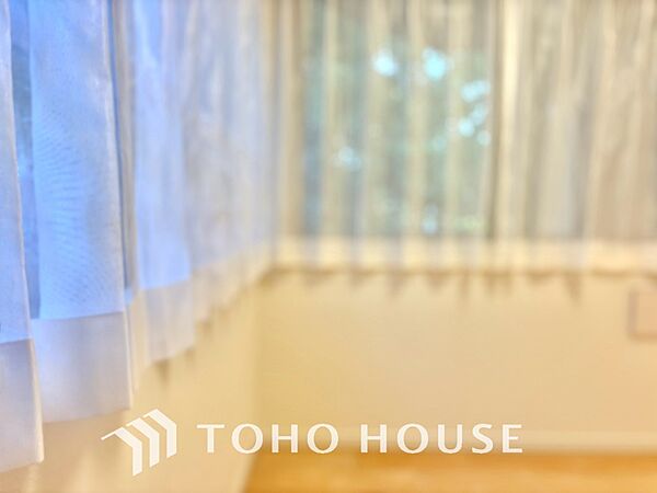 【LIVING】◆陽光◆が差し込む。この開放的なLDKに家族の笑顔が集う。家族が一緒に過ごす空間は明るく、そして居心地よく。
