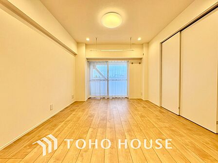 【LIVING】◆住む喜び、楽しさ、感動◆を君と共有したい。いつまでもずっと家族を見渡せるこの広い空間で。