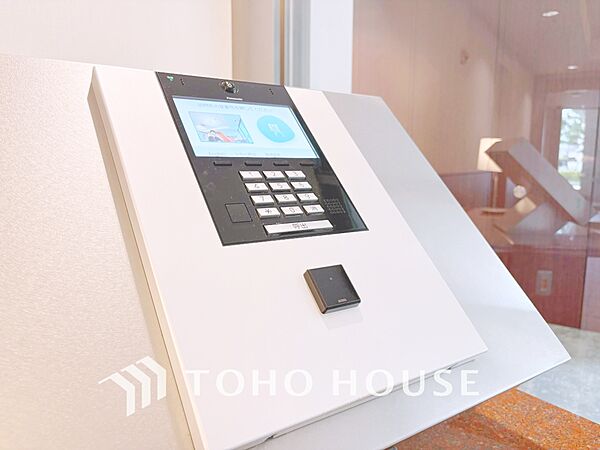 【AUTO　LOCK】◆オートロック機能◆女性やご子息も安心・安全のセキュリティです。