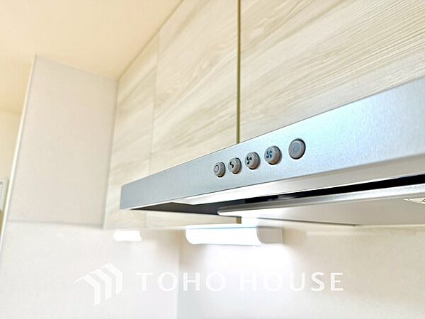 【KITCHEN】◆開放的◆後片付けが楽なシステムキッチン。収納スペースの充実！