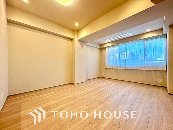 【LIVING】◆Sunshine◆光が燦々と入り、いるだけで気持ちいい。「開放的でゆとりあるお部屋です。」